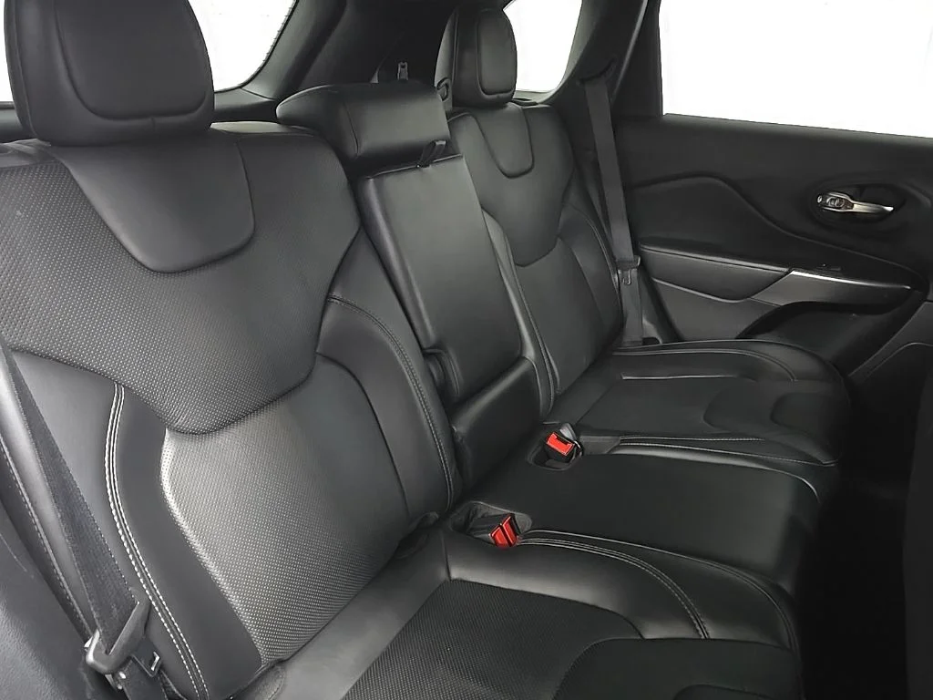 Used 2020 White Jeep Limited image 16