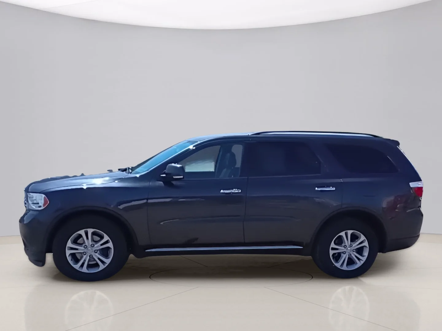 Used 2013 Gray Dodge GLS image 4