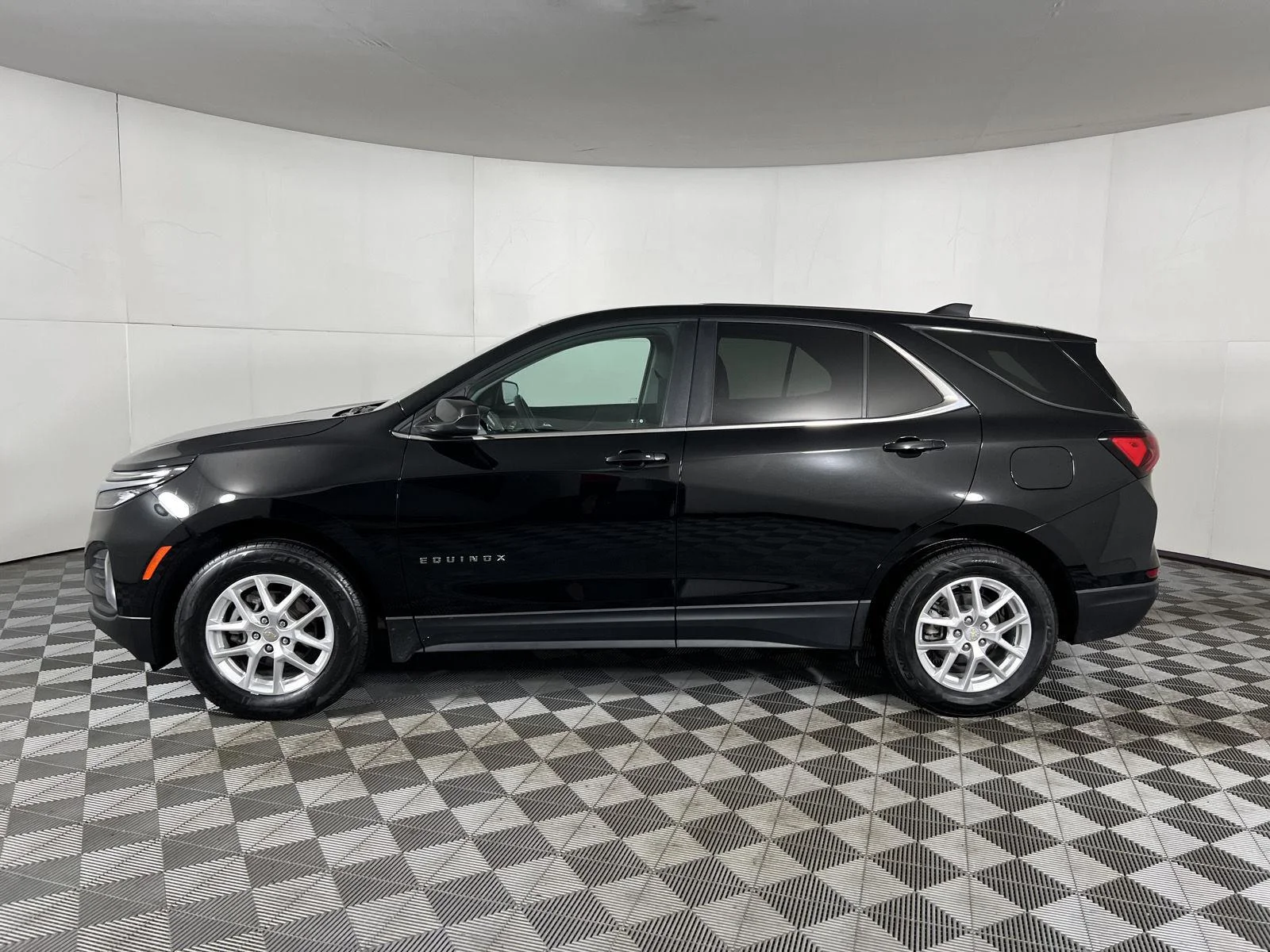 Used 2024 Mosaic Black Metallic Chevrolet LT image 15