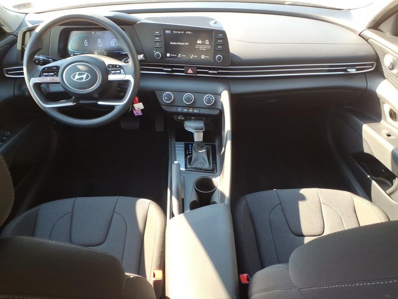 New 2026 Amazon Gray Hyundai SE image 16