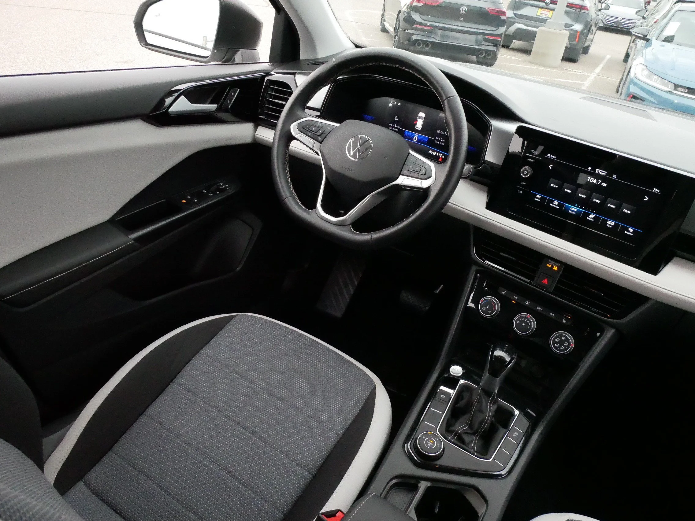 Used 2025 Pure White Volkswagen S image 9