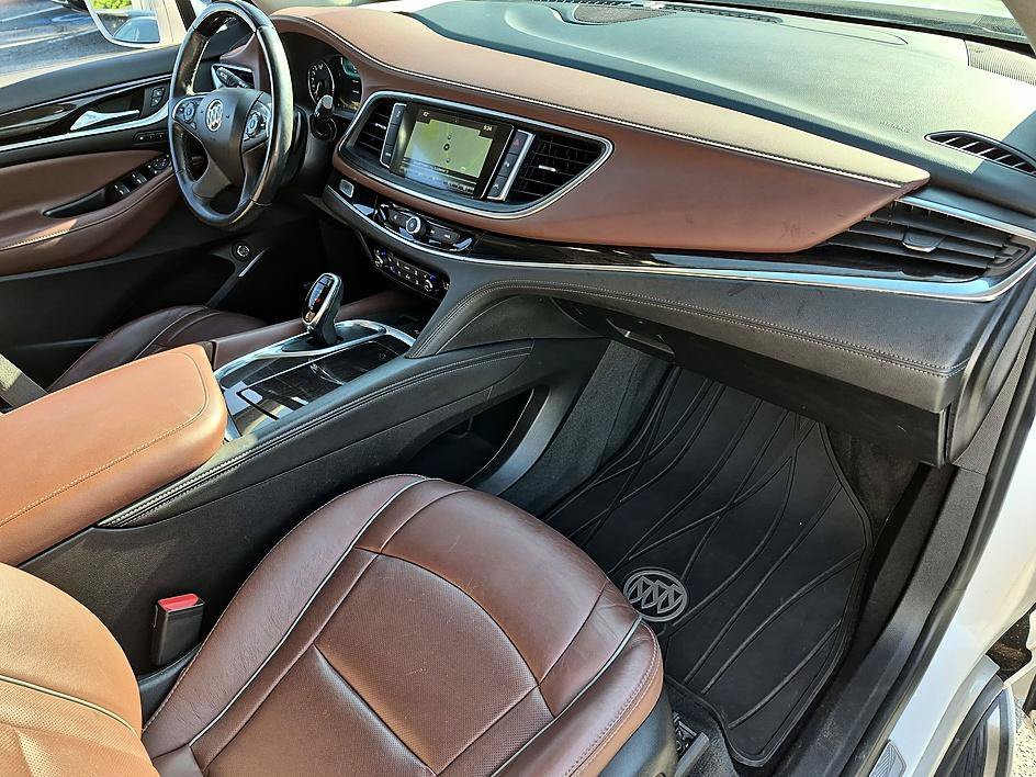 Certified Used 2019 Includes Satin Nickel lower exterior accent color.) Buick Avenir image 38