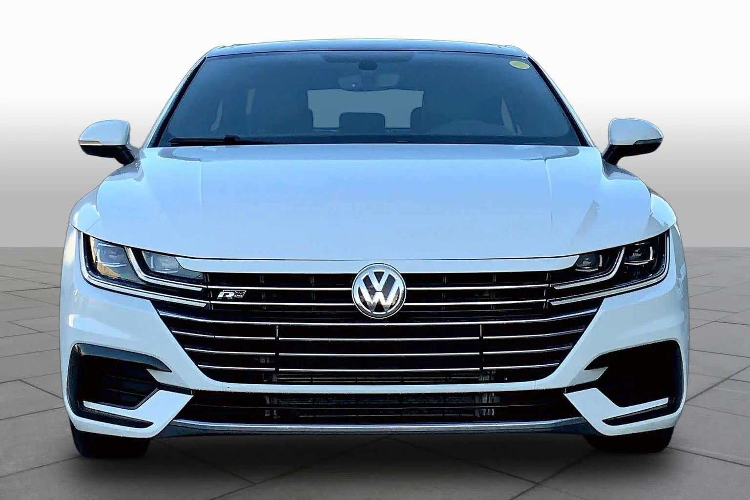 Used 2019 Pure White Volkswagen SEL R-Line image 4