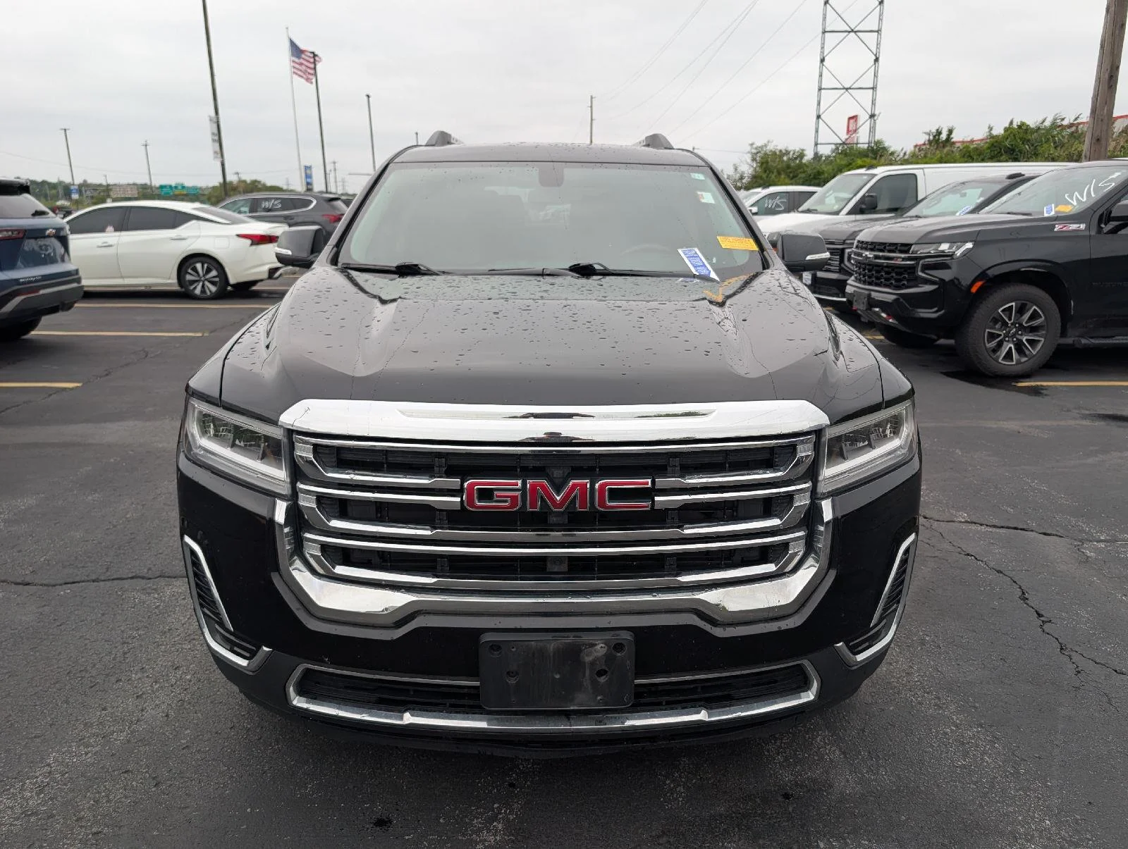 Used 2020 Ebony Twilight Metallic GMC SLE image 2