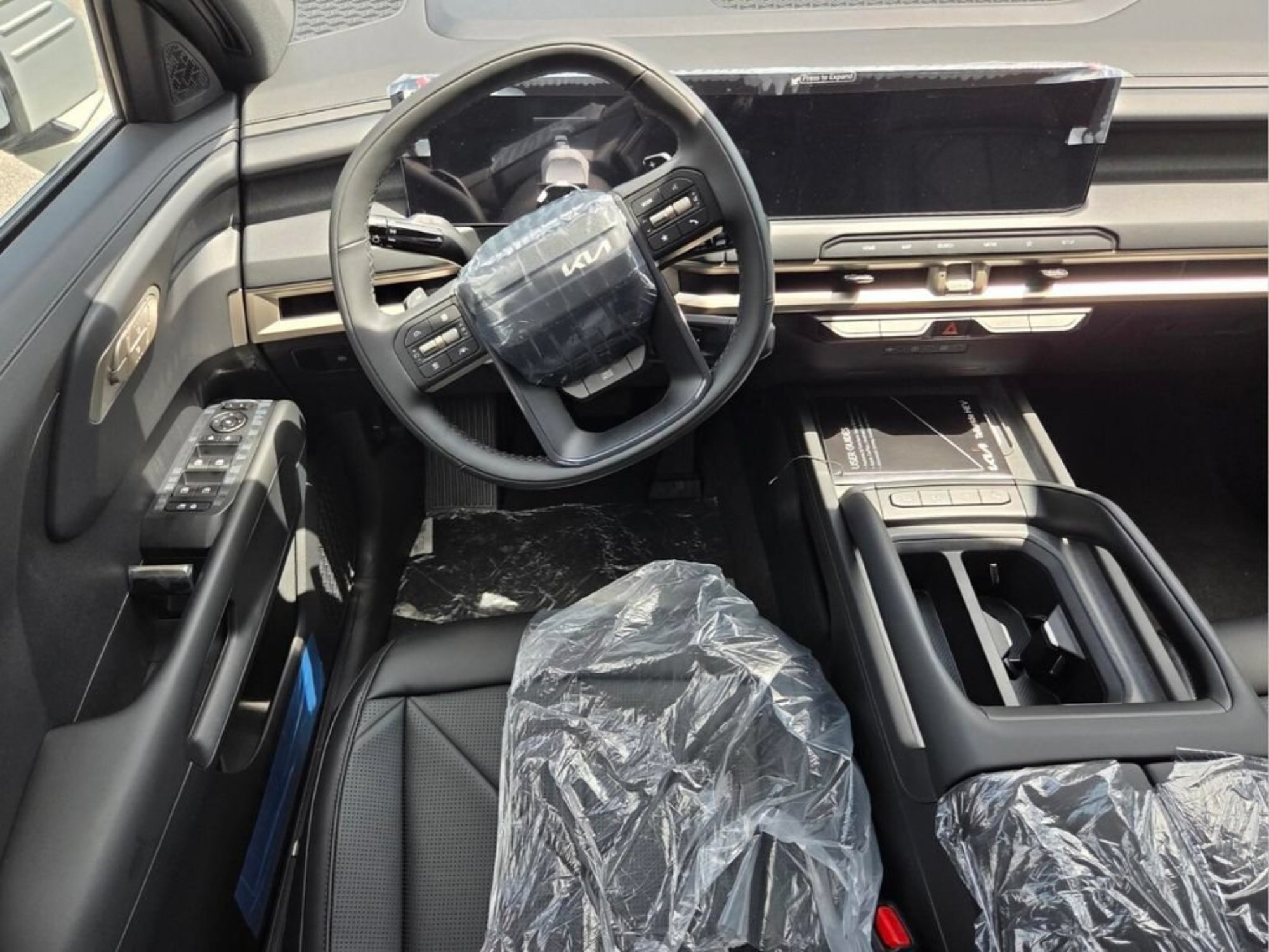 New 2027 Ivory Silver Kia EX image 11