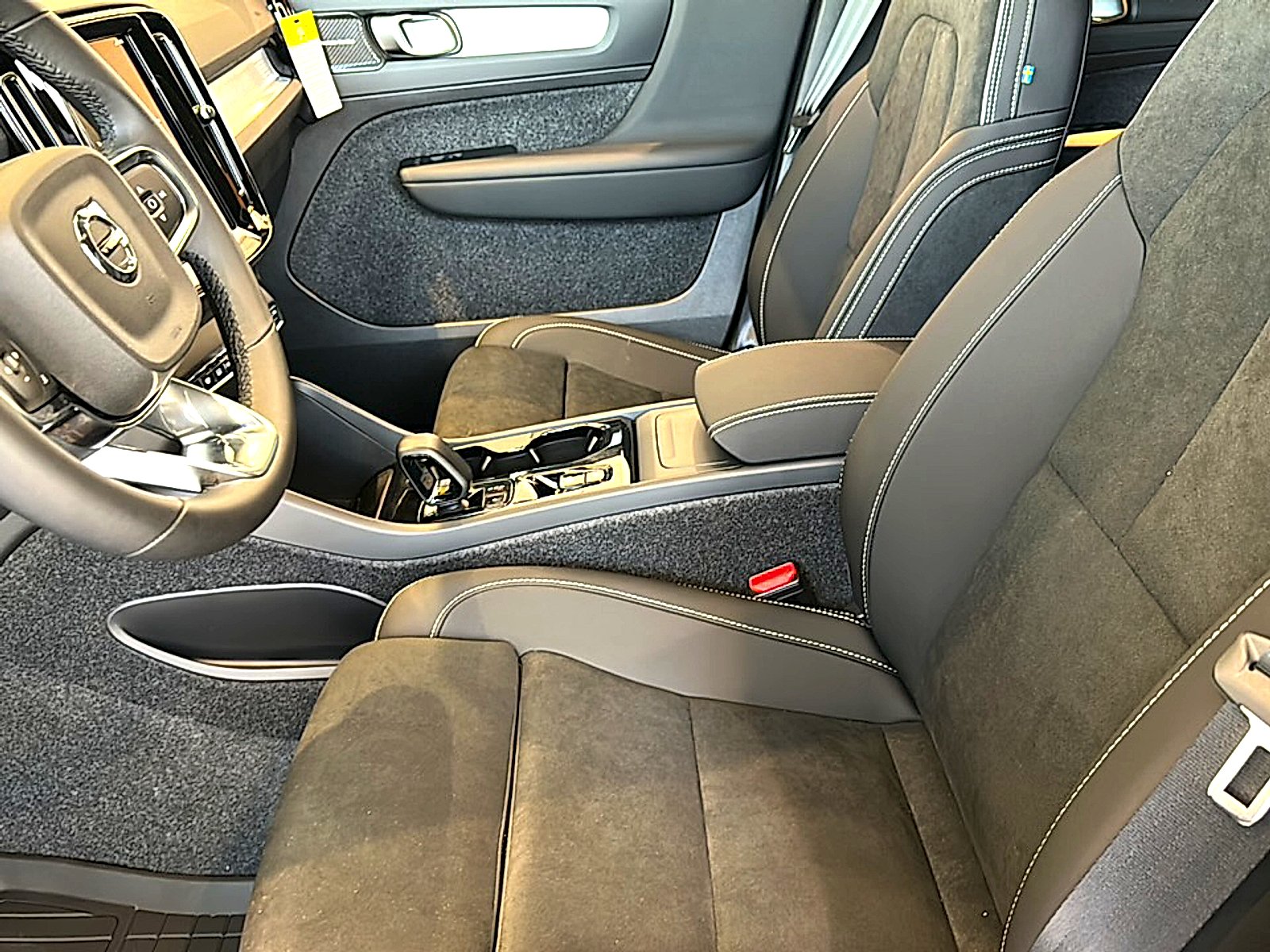 New 2026 Denim Blue Volvo Ultra image 9