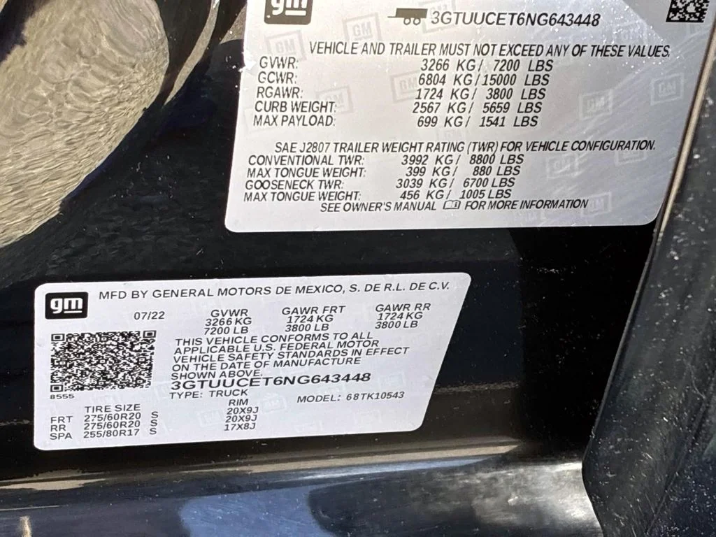 Used 2022 Black GMC Elevation image 25