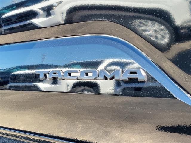 2026 Toyota Tacoma TRD Sport - Photo 6