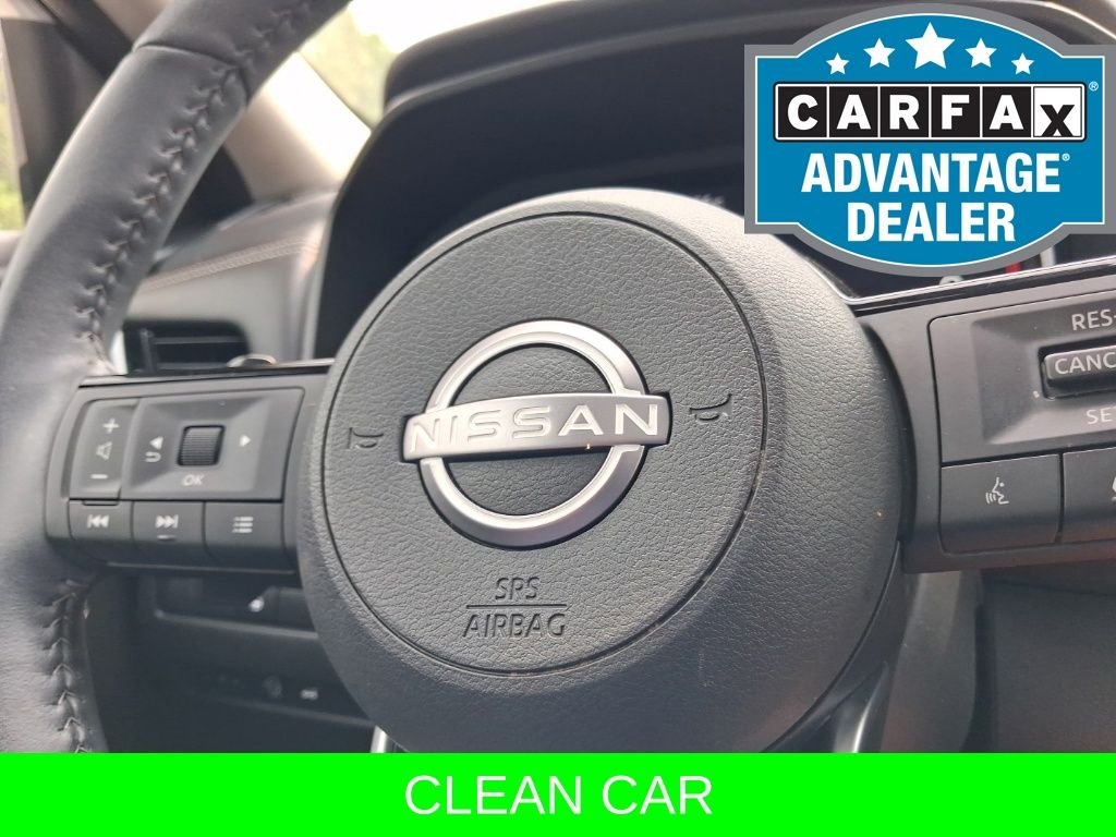 Used 2024 White Nissan SL image 23