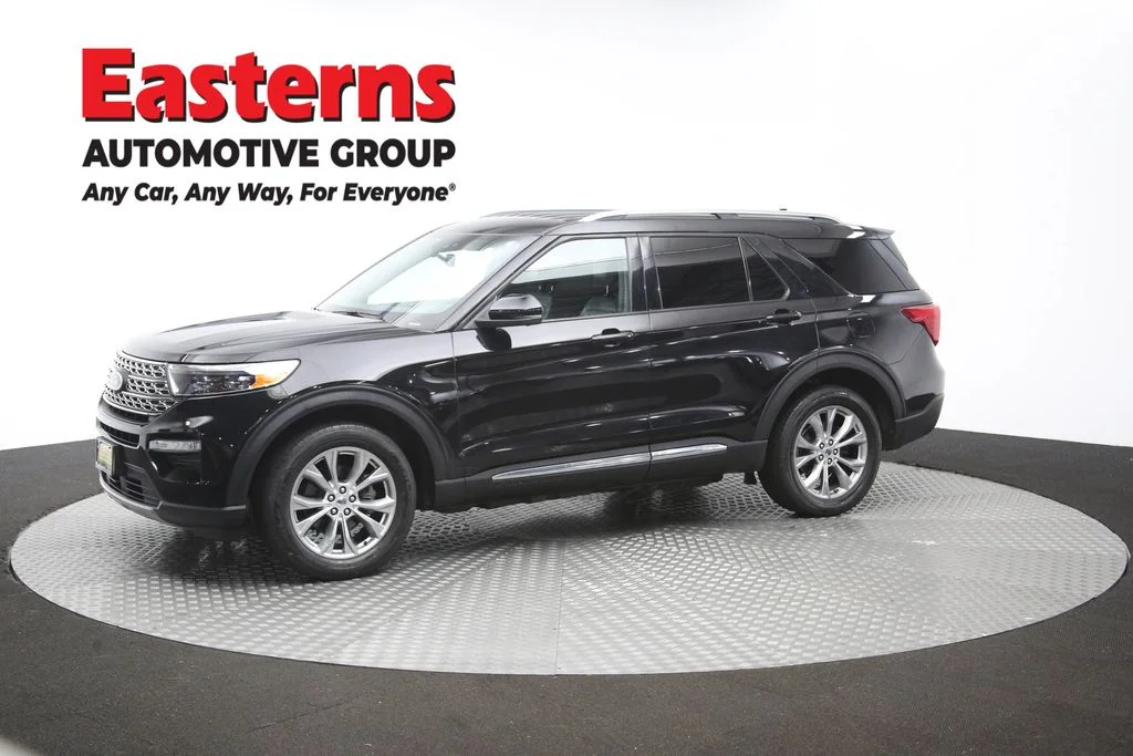 Used 2020 Black Ford Limited image 59