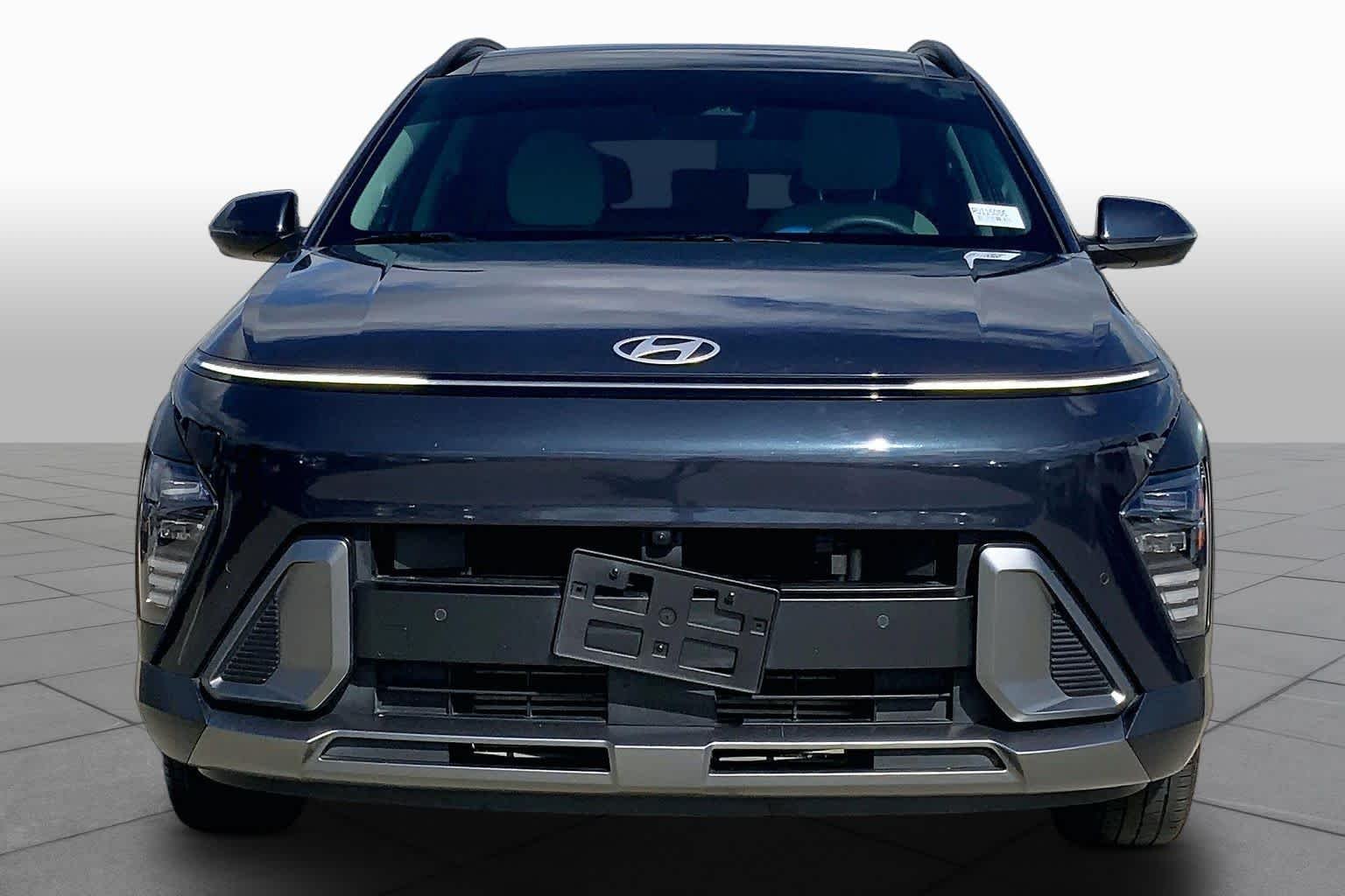 Used 2024 Denim Blue Pearl Hyundai Limited image 3