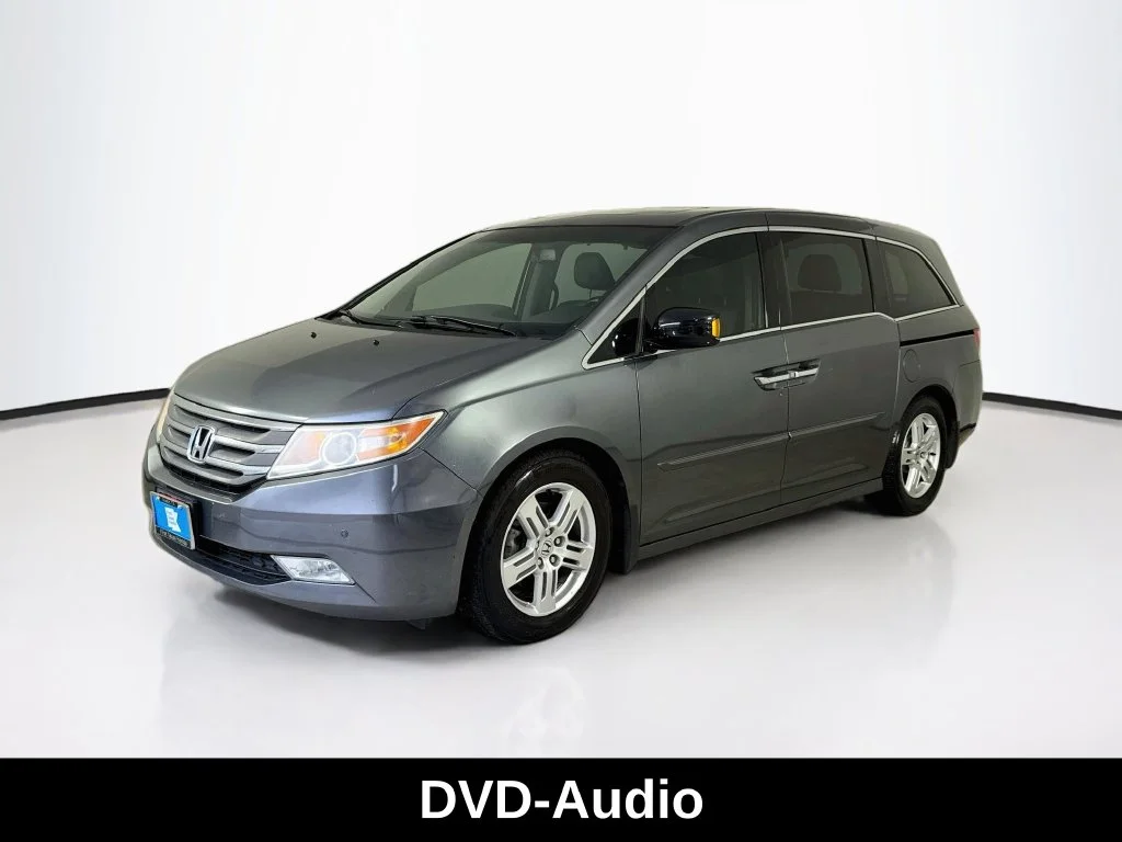 Used 2011 Gray Honda Touring image 3