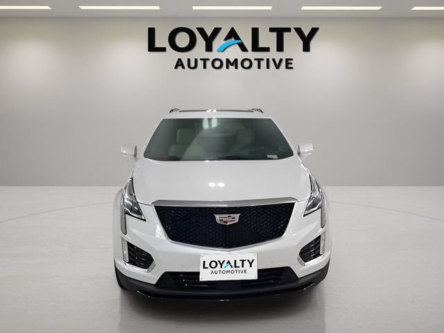 Used 2022 CRYSTAL WHITE TRICOAT Cadillac AWD Sport image 8