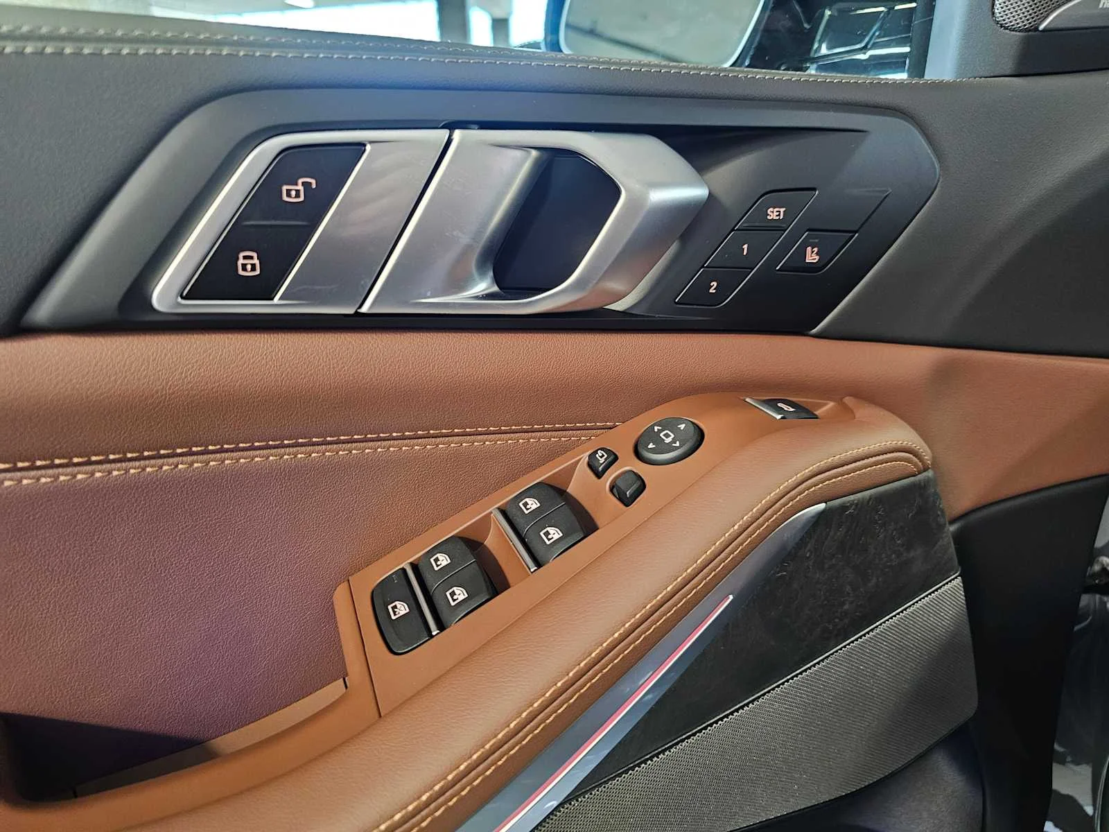 New 2026 Dravit Grey Metallic BMW xDrive40i image 30