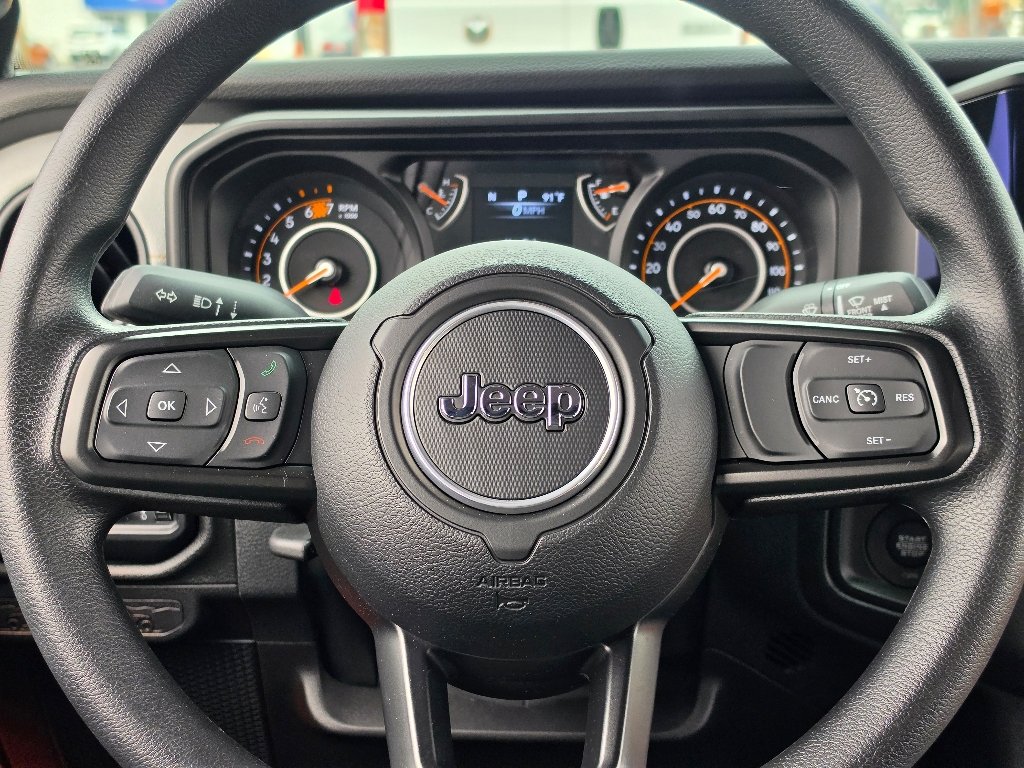 Used 2025 Joose Jeep Sport image 13