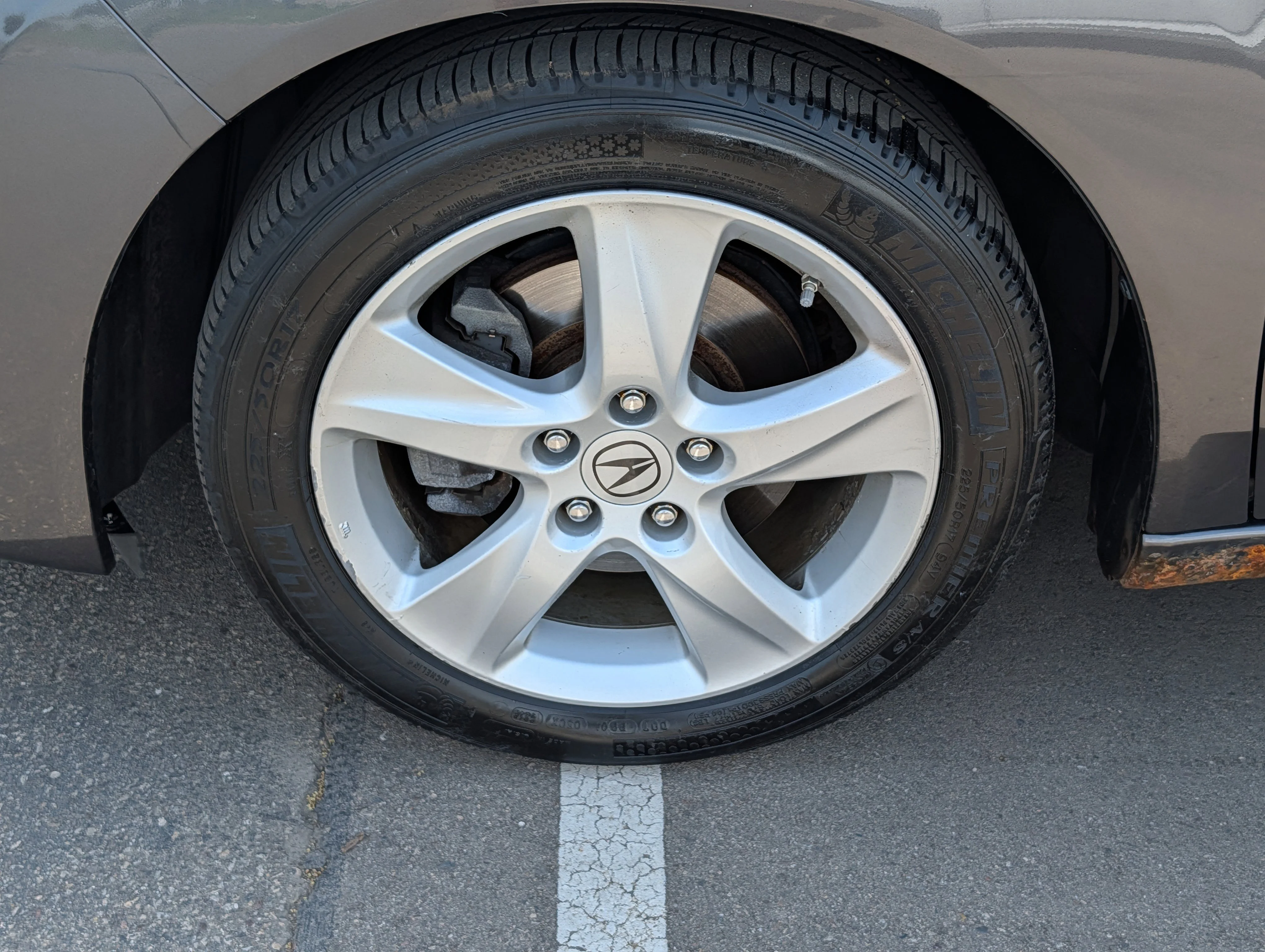 Used 2010 Palladium Metallic Acura  image 15