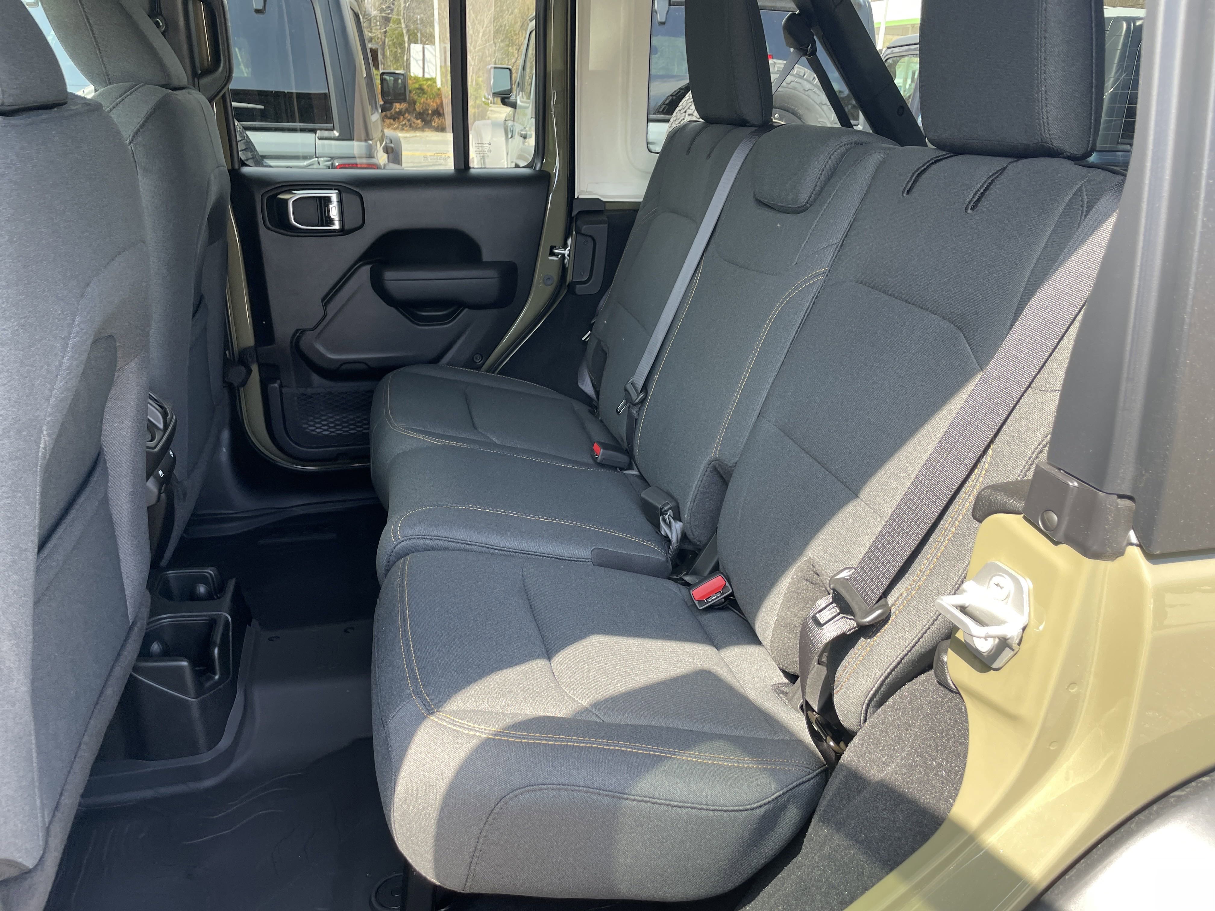 2025 Jeep Wrangler Sport S photo 3