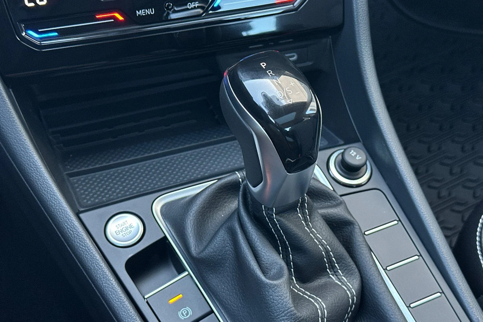 New 2026 Blue Volkswagen 1.5T SE image 18