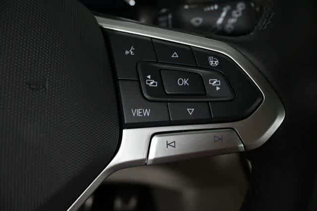 2025 Volkswagen Atlas SEL Premium R-Line - Photo 26