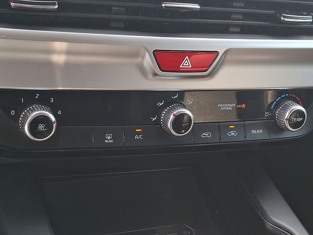 Certified Used 2021 White Kia LX image 23