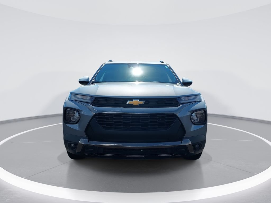 Used 2023 Gray Chevrolet ACTIV image 3