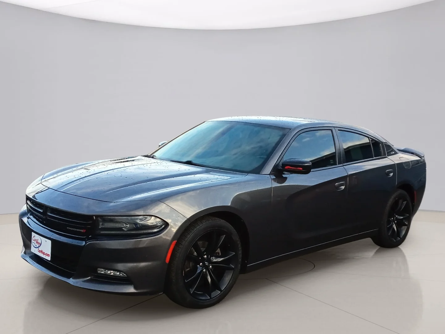 Used 2018 Black Dodge SXT image 2