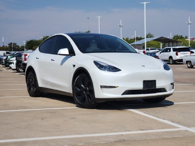 Used 2025 Tesla Model Y Long Range with VIN 7SAYGAEE3SF222516 for sale in Grapevine, TX