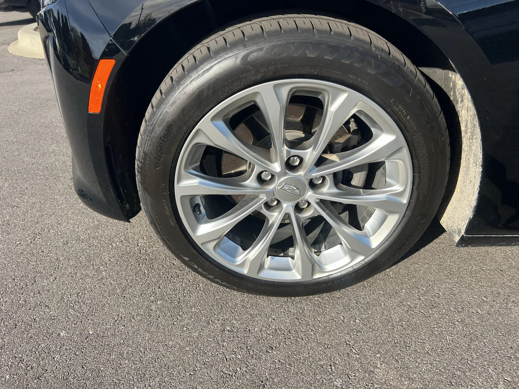 Used 2020 Black Raven Cadillac Premium Luxury image 4