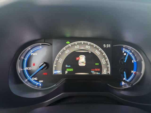 2025 Toyota RAV4 LE - Photo 12