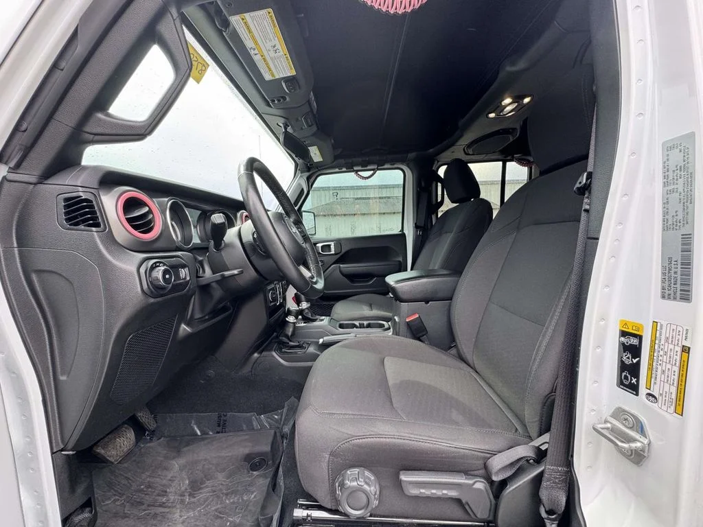 Used 2023 White Jeep Sport S image 12