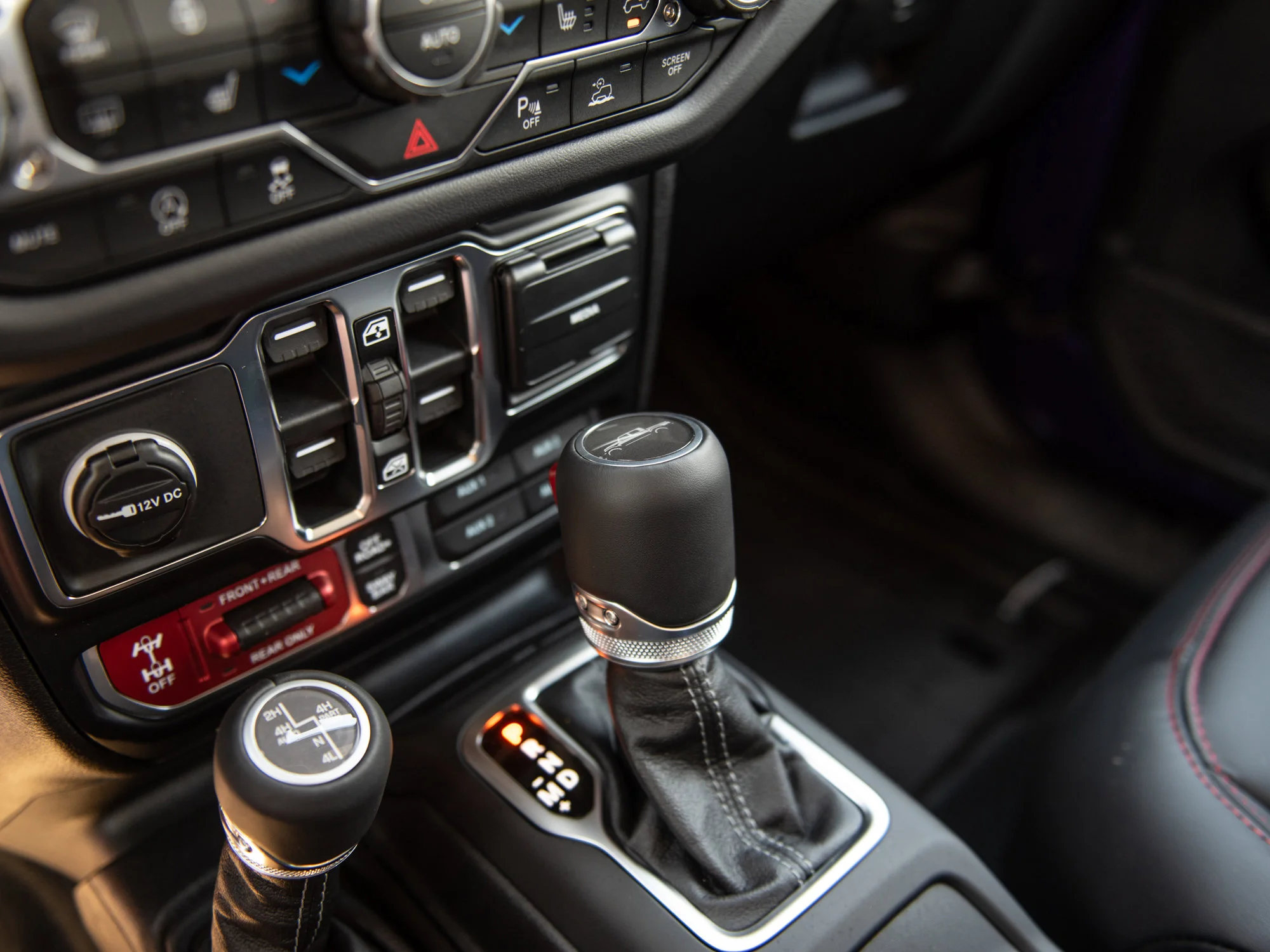 New 2026 reign Jeep Rubicon X* image 23
