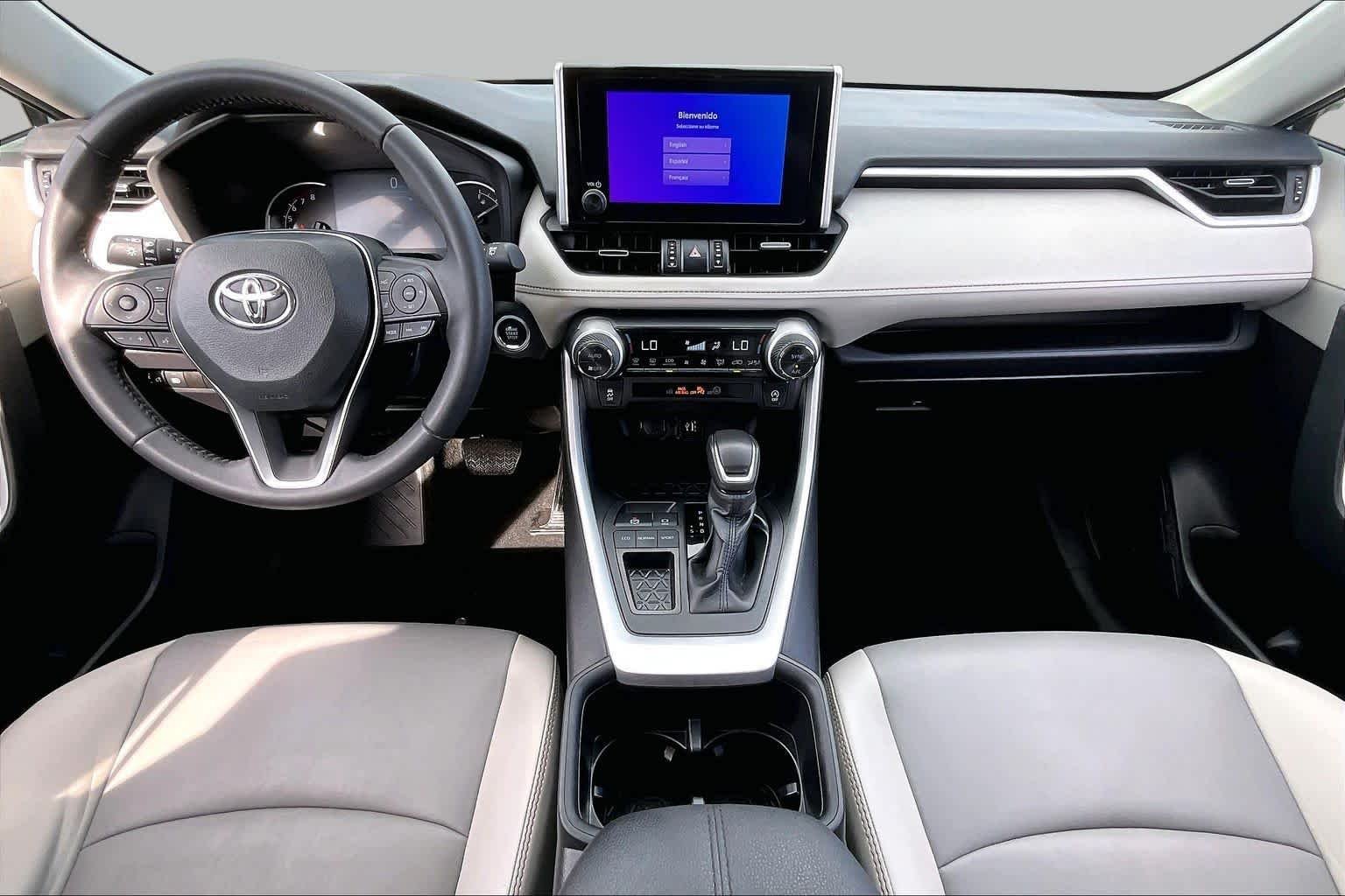 Used 2024 Silver Sky Metallic Toyota XLE Premium image 16