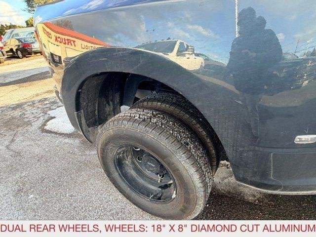 2026 RAM 3500 Laramie - Photo 9