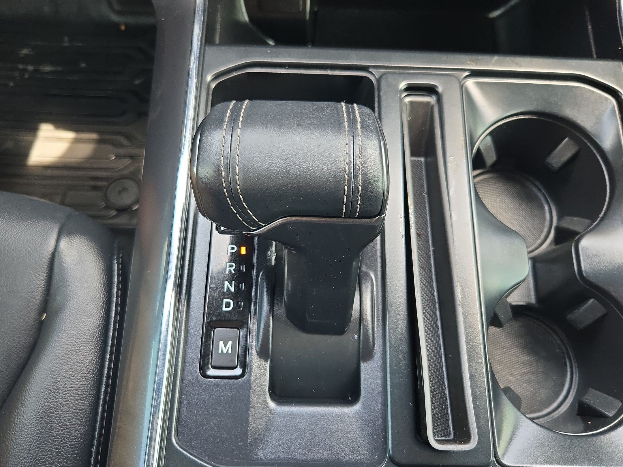 Used 2023 Oxford White Ford XLT image 25
