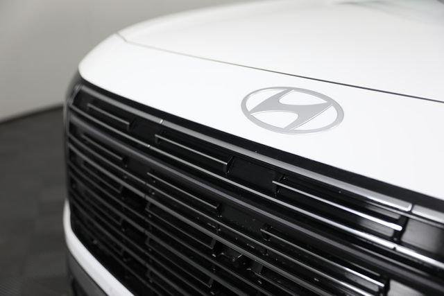 New 2026 White Hyundai SEL Premium AWD image 29