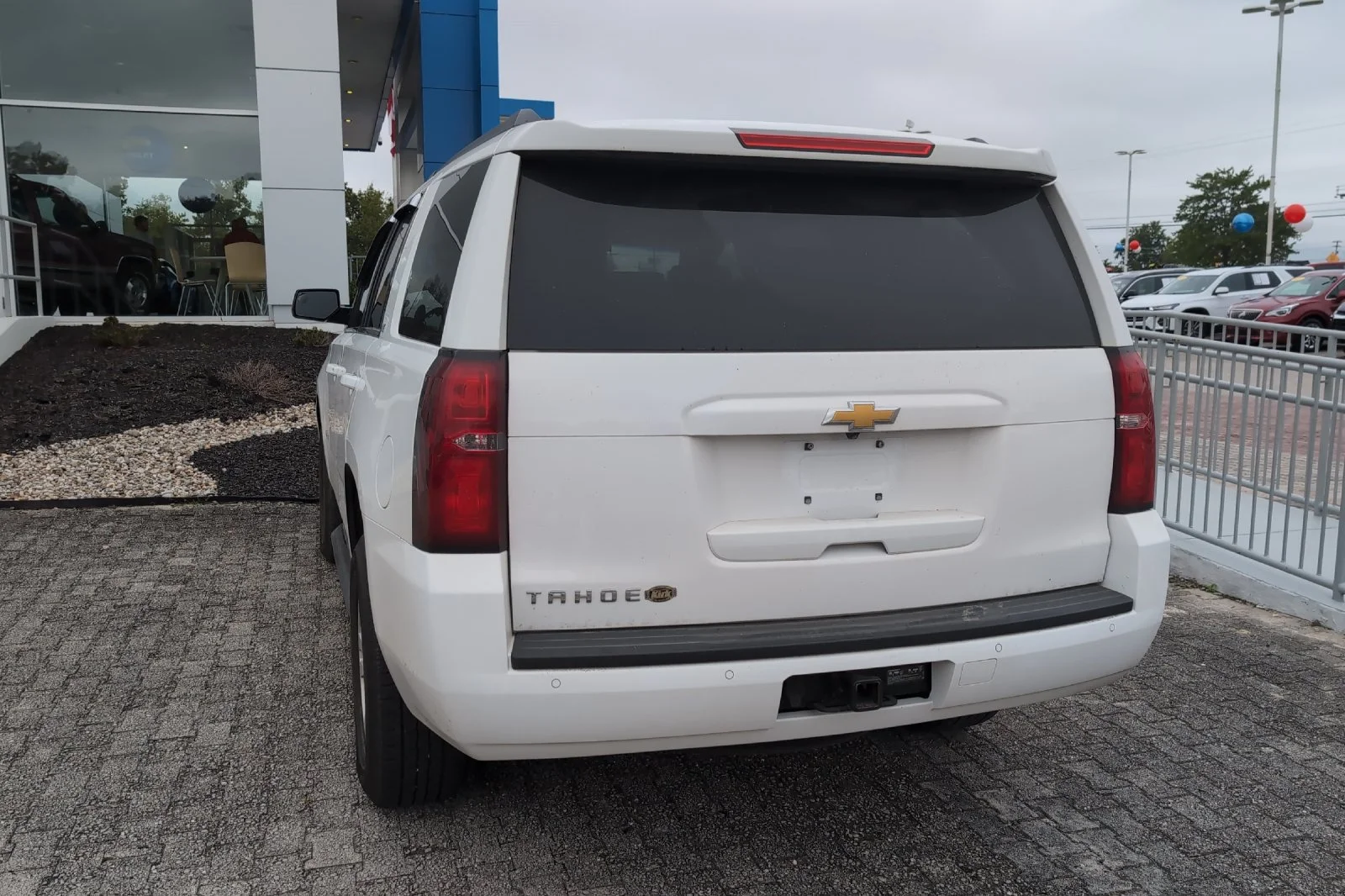Used 2017 SUMMIT WHITE Chevrolet LT image 8