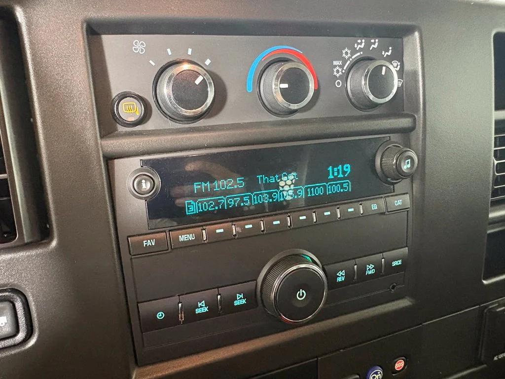 Certified Used 2023 SUMMIT WHITE Chevrolet RWD 2500 Regular Wheelbase WT image 31