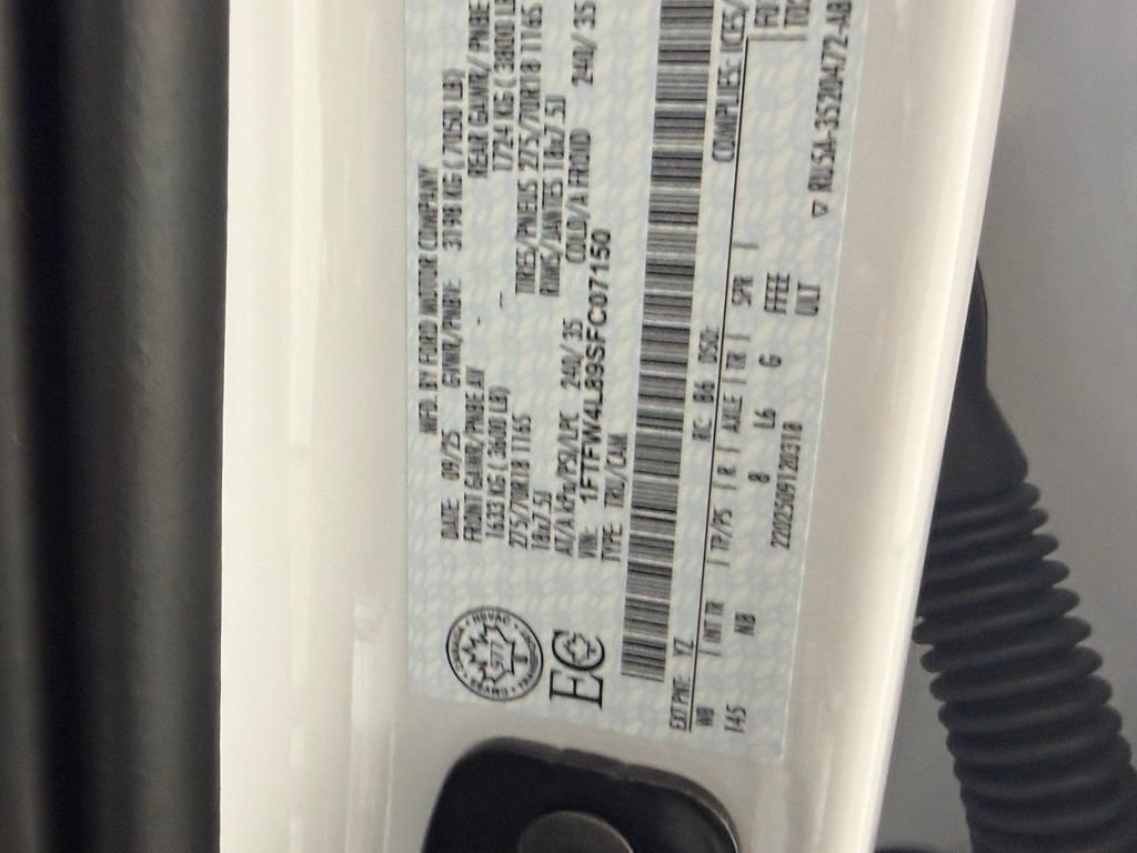 Used 2025 Oxford White Ford Tremor image 36