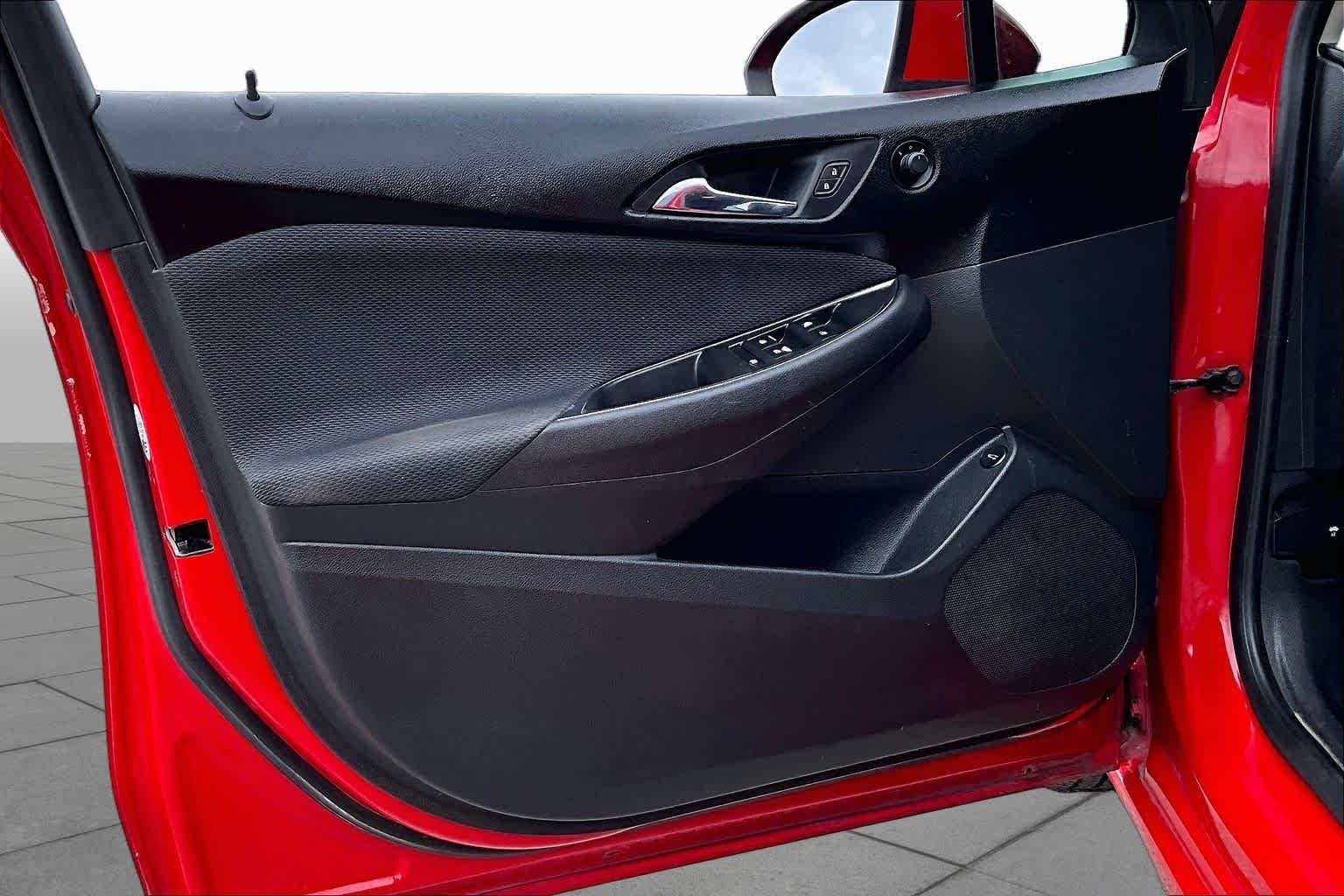 Used 2017 Red Chevrolet LT image 20