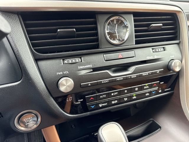 2022 Lexus RX 350 - Photo 19