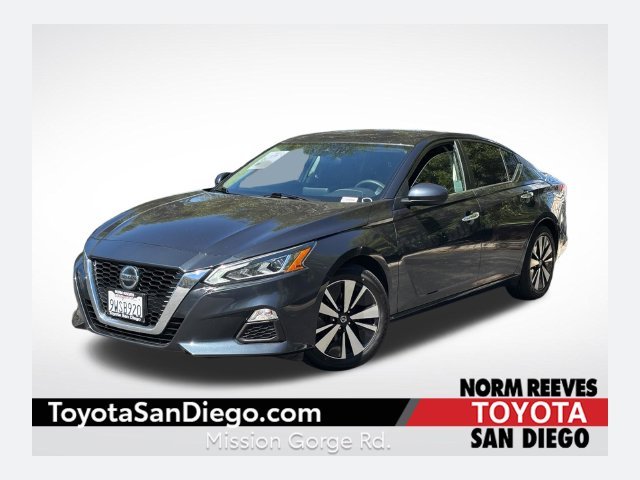 2022 Nissan Altima SV