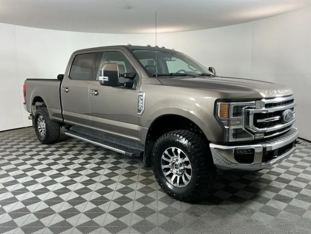 Used 2020 Gray Ford Lariat image 3