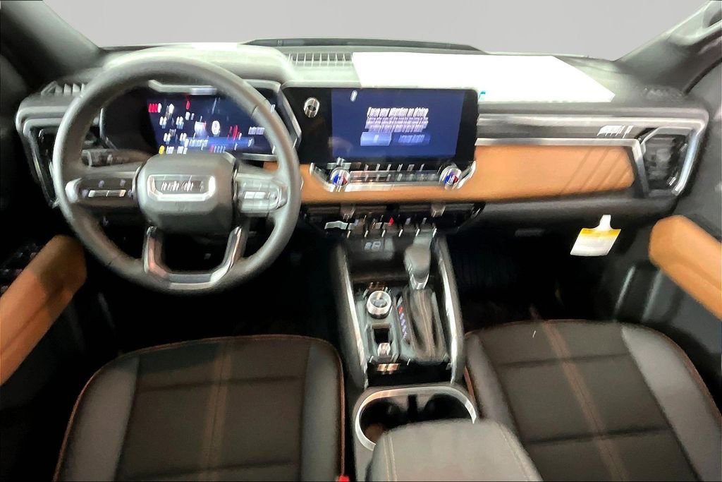 2026 GMC Canyon AT4 - Photo 5