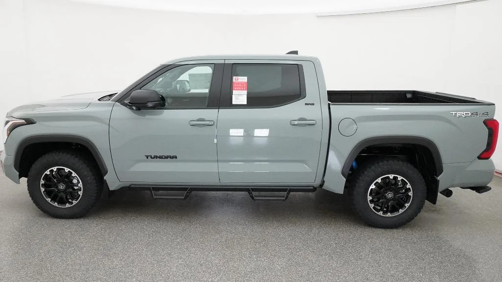 New 2026 Lunar Rock Toyota SR5 image 3