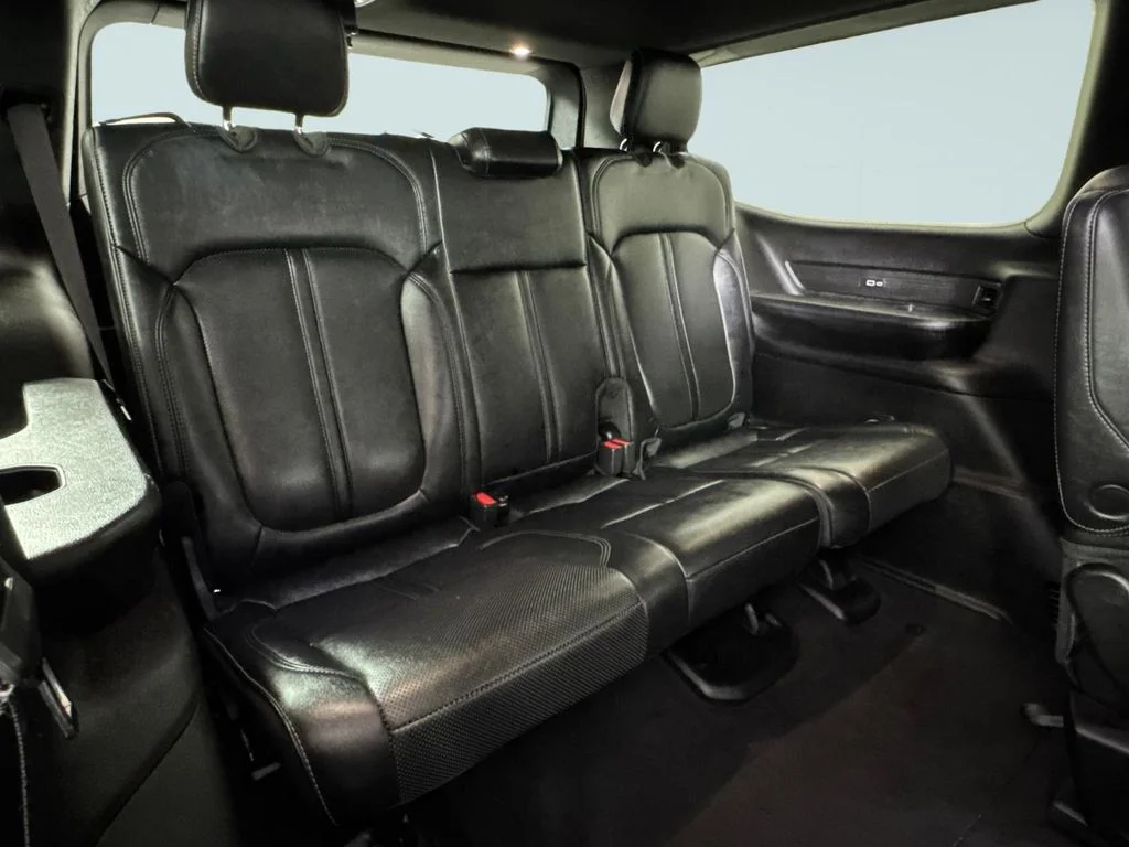 Used 2024 White Jeep Series II image 16