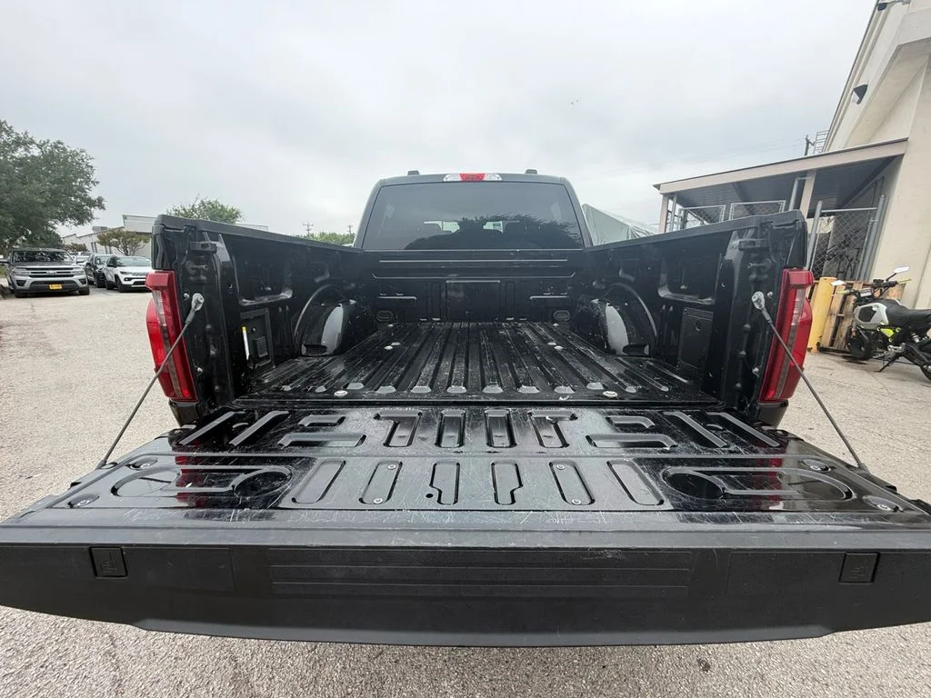 2024 Ford F-150 XLT - Photo 19