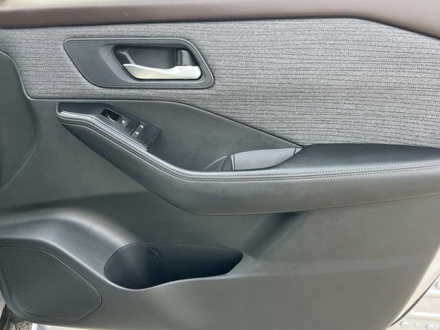 2023 Nissan Rogue SV - Photo 23