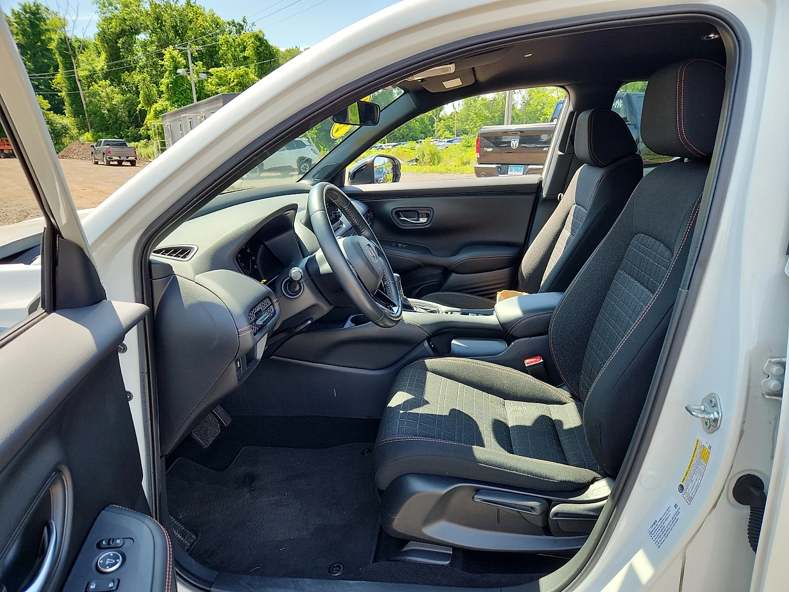 Used 2024 Platinum White Pearl - WX Honda AWD Sport image 14