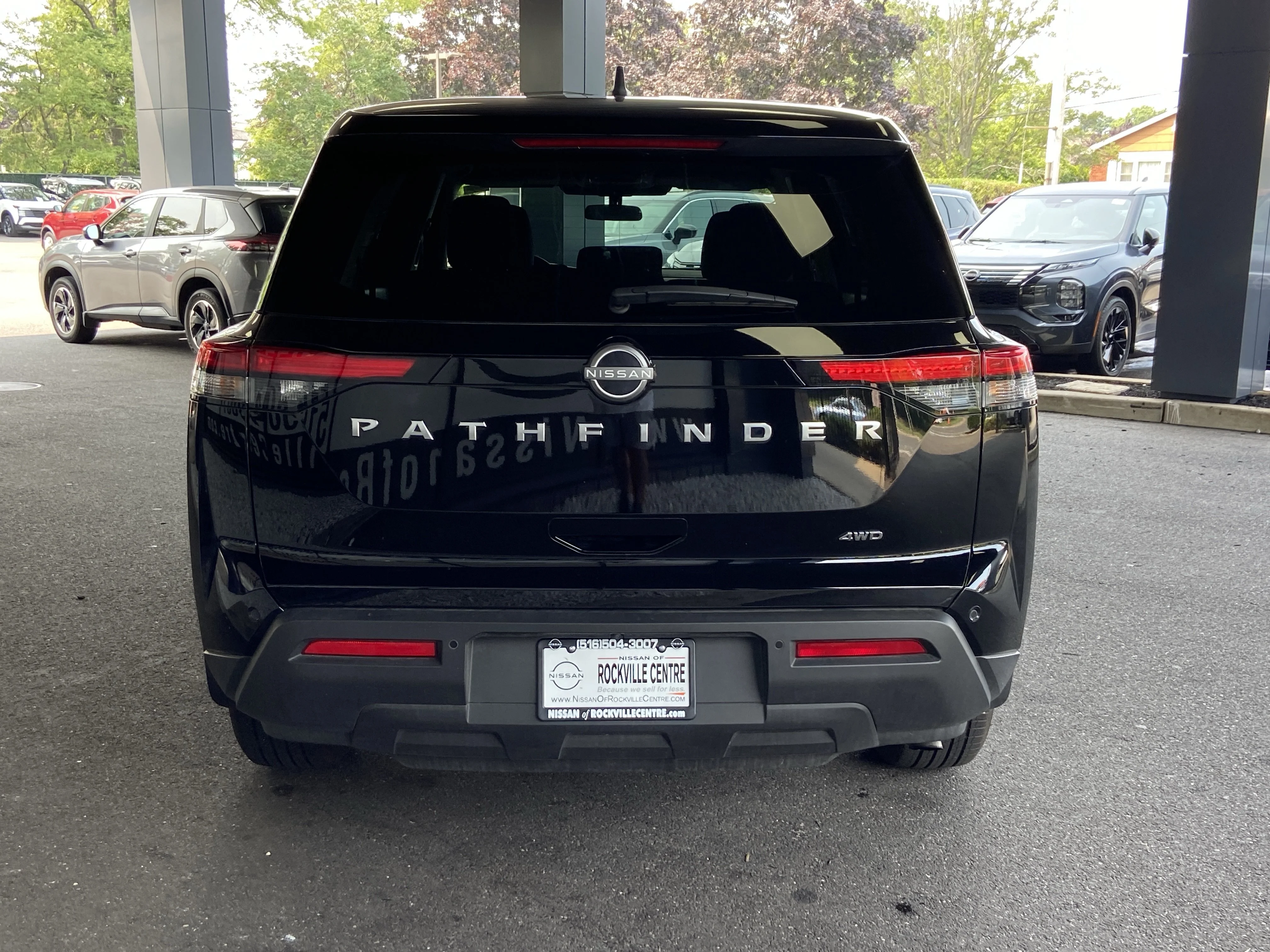 Used 2025 Super Black Nissan S image 6