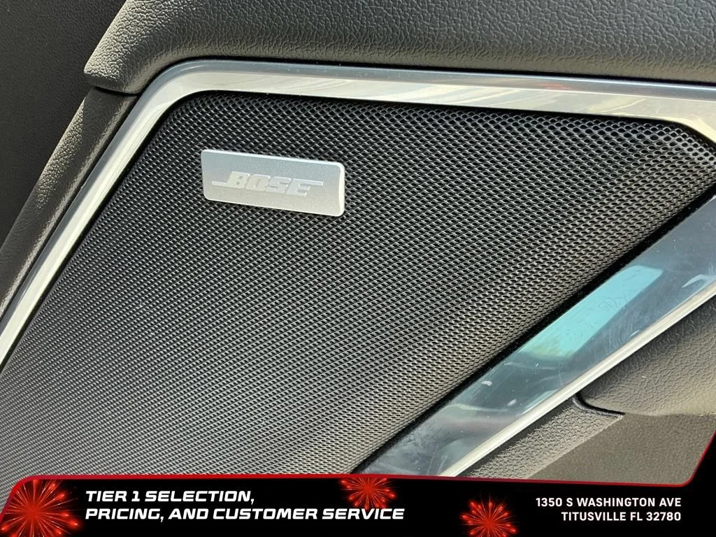 Used 2023 Sterling Metallic GMC SLT image 19